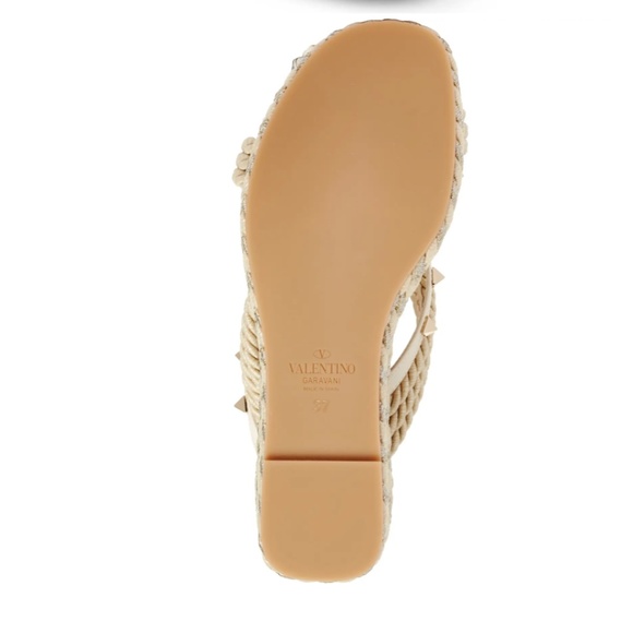 NIB $790 Valentino Rockstud Torchon Espadrille Wedge Sandal in Light Ivory - 11! - Picture 6 of 6